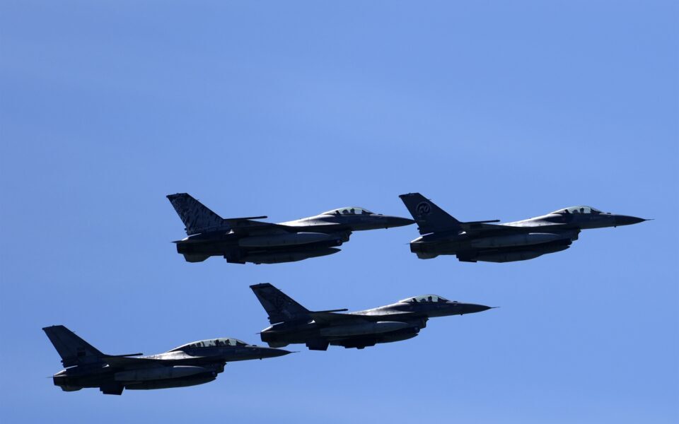 US lawmakers to Biden: Upgrading Turkish F-16s will lead to more deaths