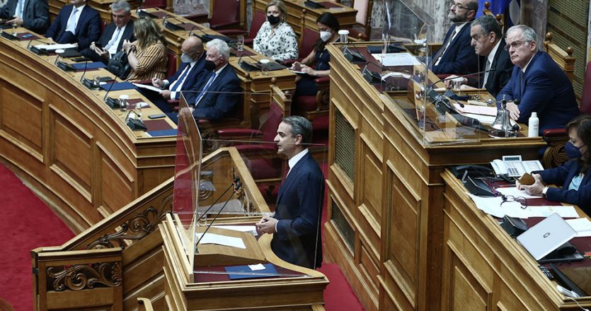 Government to abolish solidarity levy as of 2023, allow pension hikes