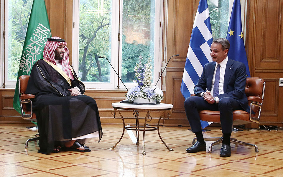 PM welcomes visiting Saudi crown prince