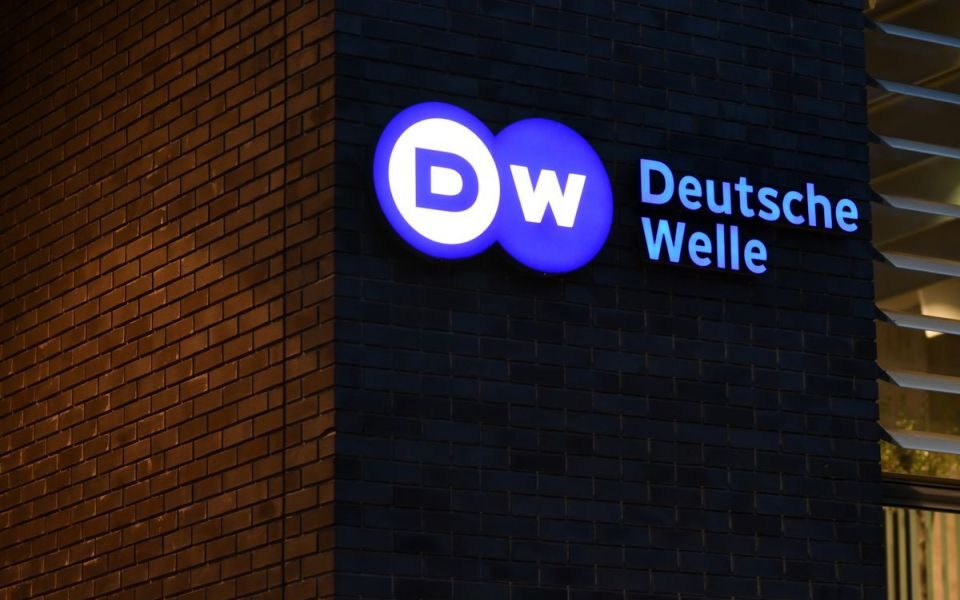 Turkey blocks access to Deutsche Welle and Voice of America