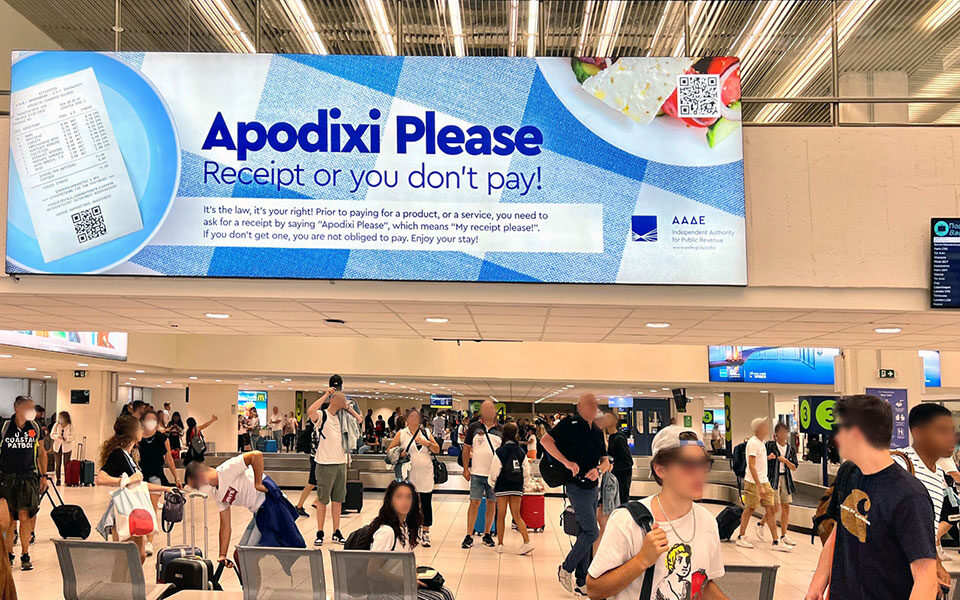 ‘Apodixi please’ campaign encourages tourists to demand receipts