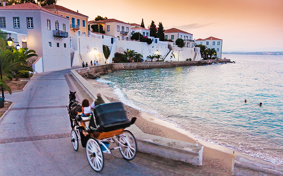 5-charming-island-day-trips-from-athens9