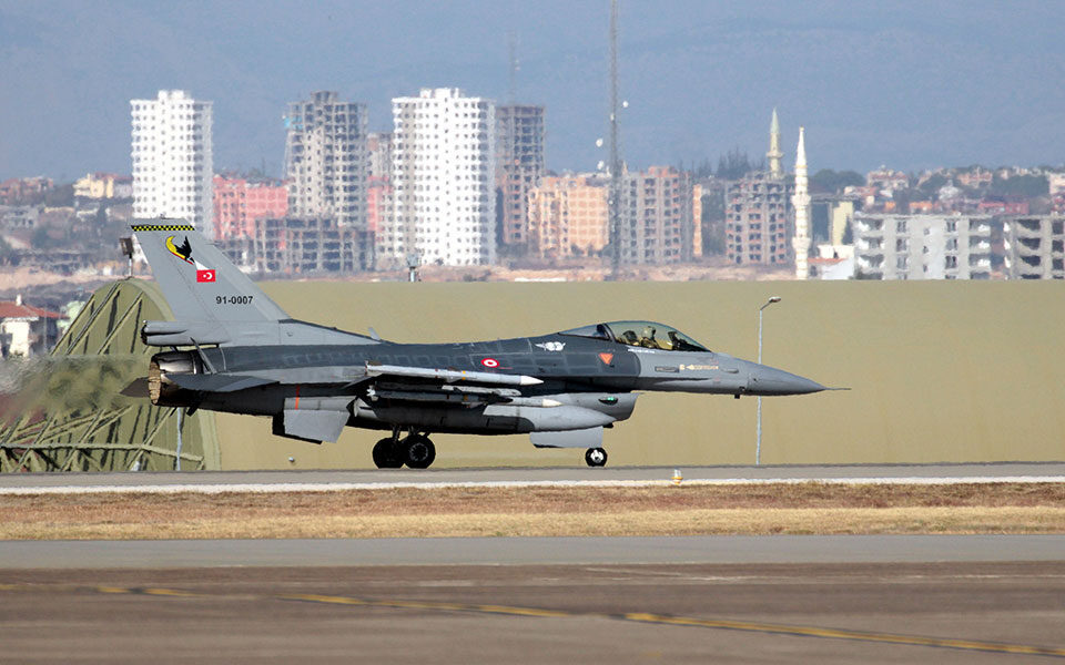 Amendment conditioning sales of F-16s to Turkey included in NDAA