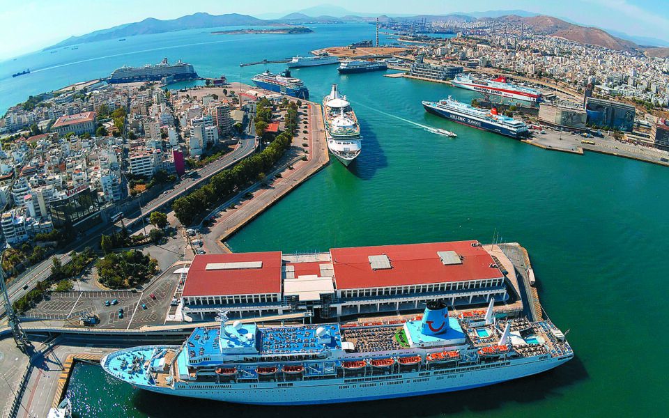 Revised Piraeus port expansion plan submitted to high court