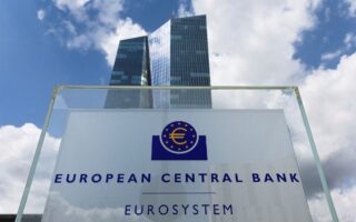 Οι τράπεζες να επιστρέψουν ρευστότητα στην Ευρωπαϊκή Κεντρική Τράπεζα