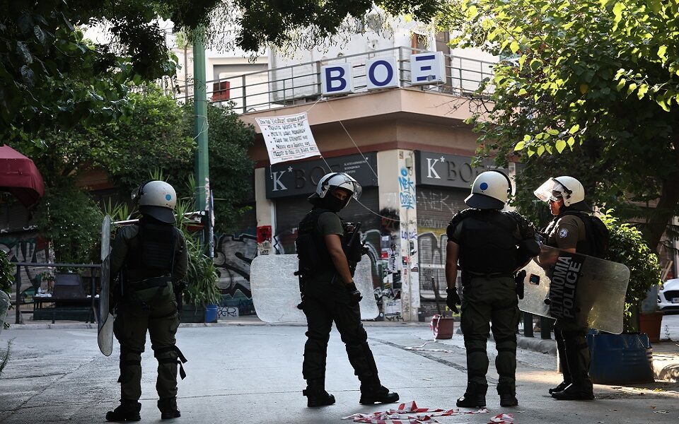 Two arrested, dozens detained in Exarchia over metro construction