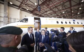 Greece gifts Cyprus a presidential jet