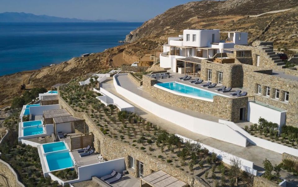 Radisson to add two more hotels in Greece