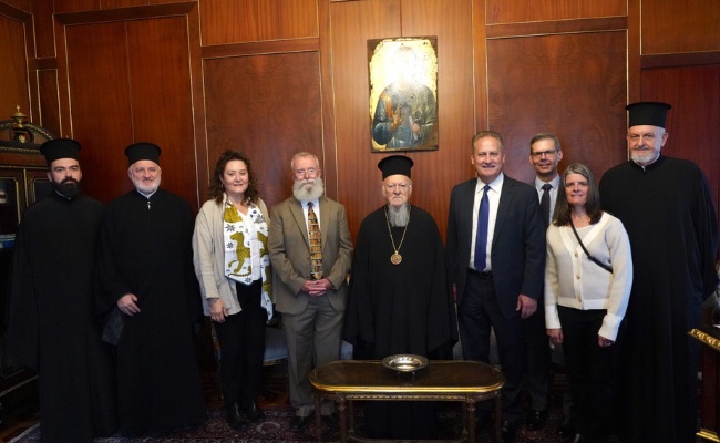 Museum of the Bible delegation meets with Vartholomaios