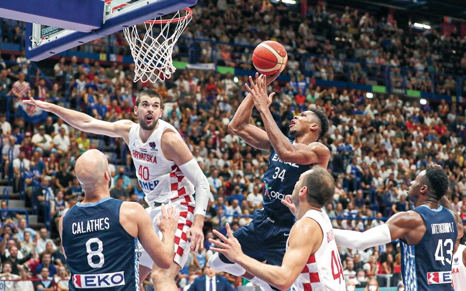 Greece wins nail-biting opener in EuroBasket 2022