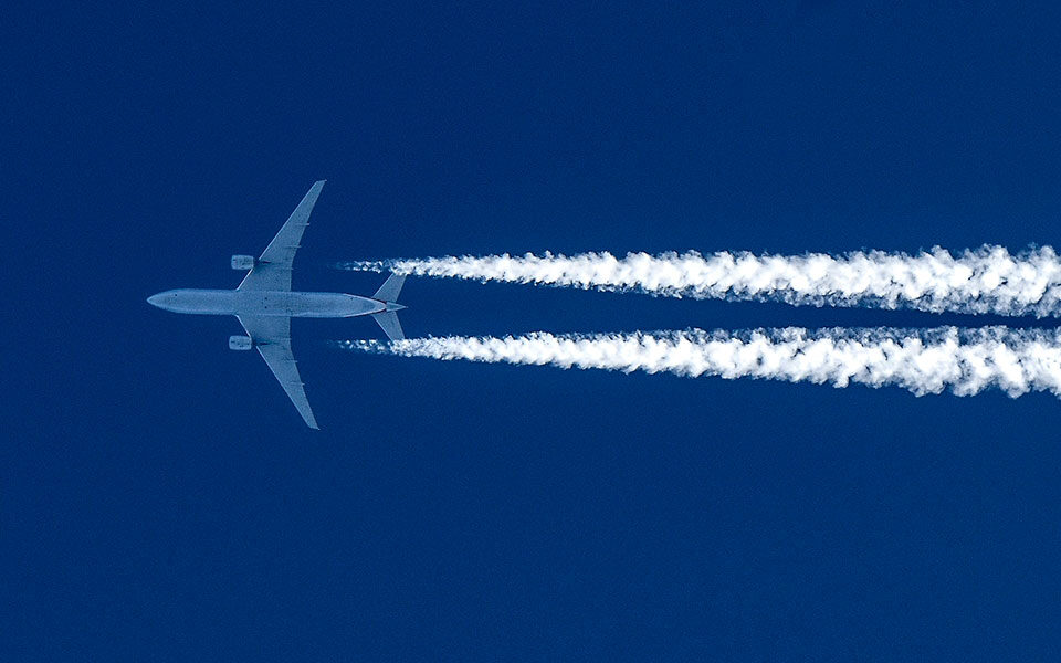 EU agrees law to make airlines pay more for polluting
