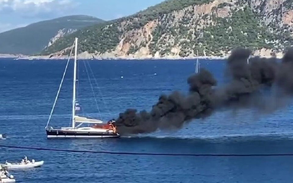 Sailing boat on fire near Kefalonia