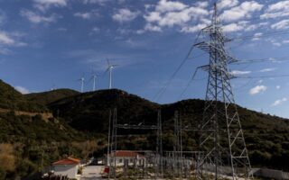 Gov’t extends energy bill subsidies ahead of ‘winter battle’