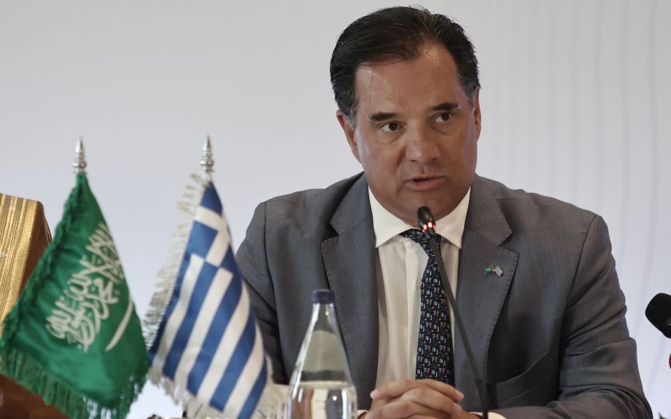 Georgiadis: No real danger from national debt