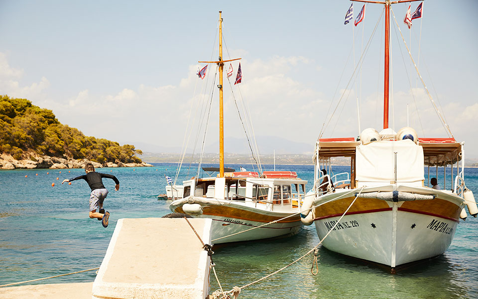 spetses-the-ultimate-autumn-guide11