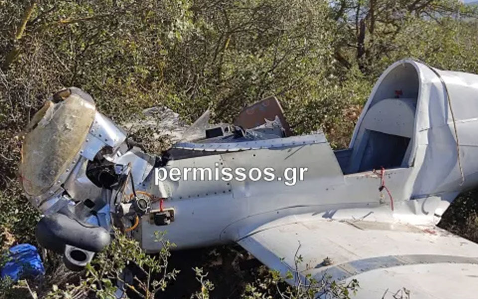 Pilot killed in small plane crash near Thiva
