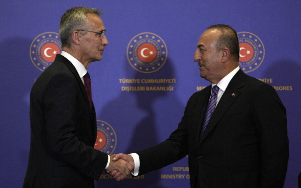 NATO chief urges Turkey to endorse Finland, Sweden accession