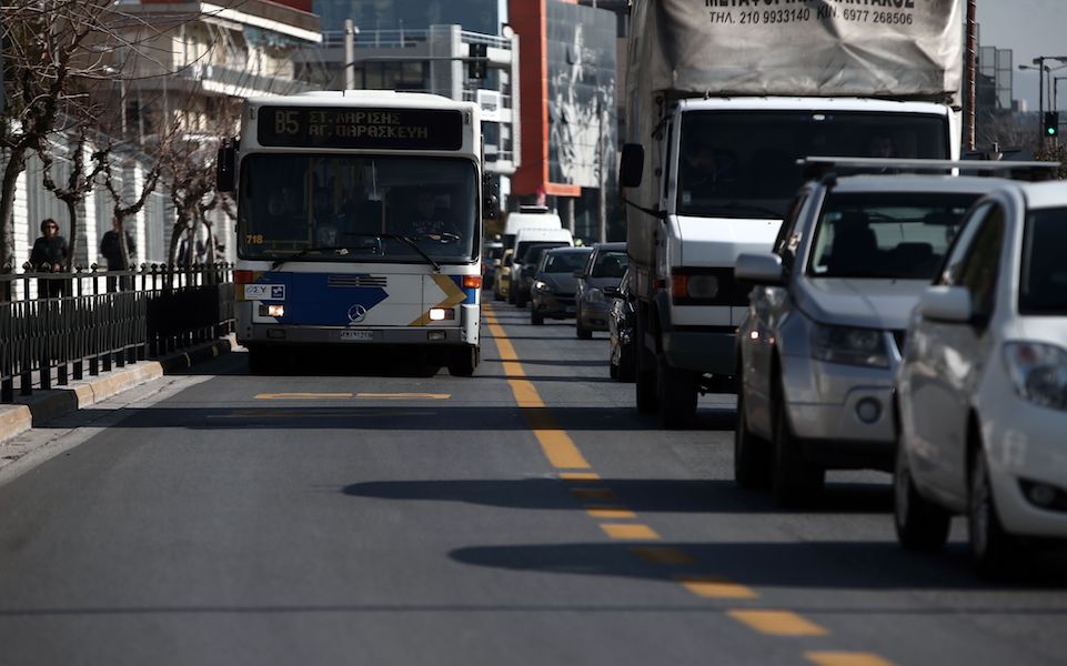New cameras to cover bus lanes in Athens