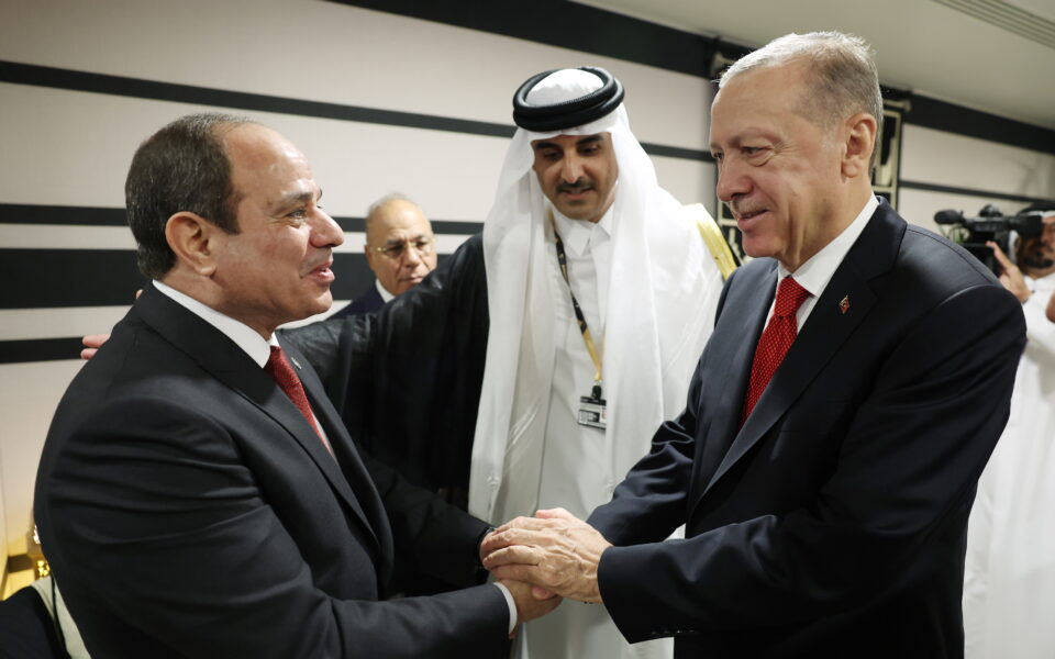 Egypt’s Sisi, Turkey’s Erdogan seal improvement in bilateral ties with handshake