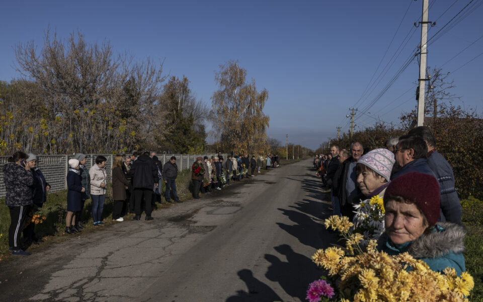 Russia looks to private militia to secure a victory in eastern Ukraine