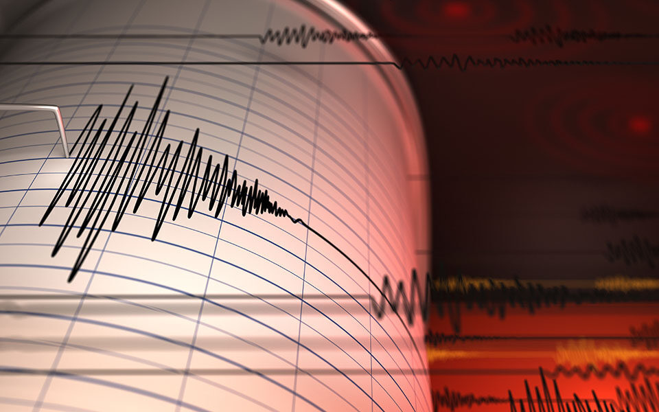 Quake rattles Laconia region