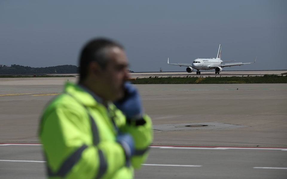 Alert at Athens airport over suspicious passenger