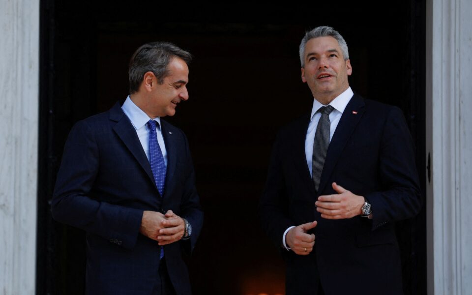 Greek PM welcomes Austria’s Nehammer