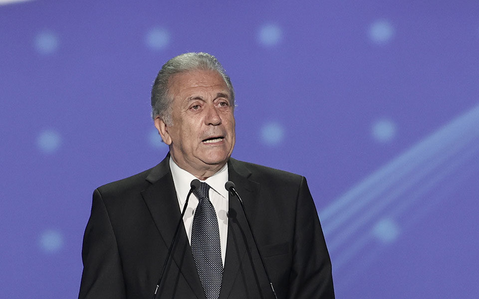 ‘No need for further measures’ on Avramopoulos role in controversial NGO