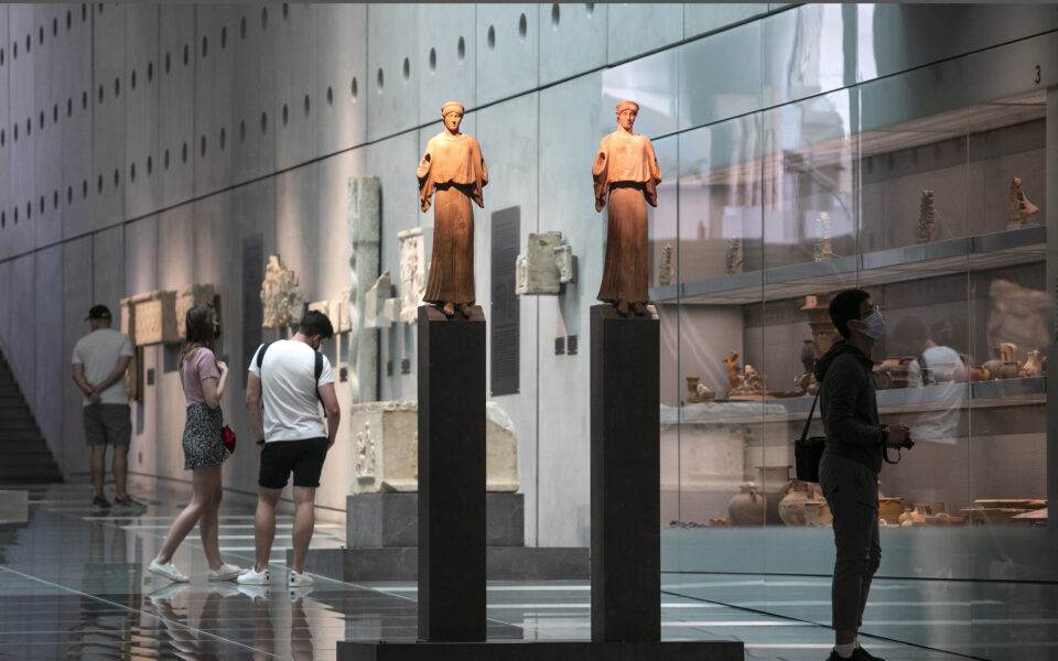 The world of employment in ancient Athens