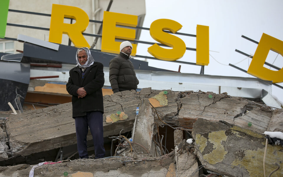 Earthquake death toll in Turkey rises to 6,234
