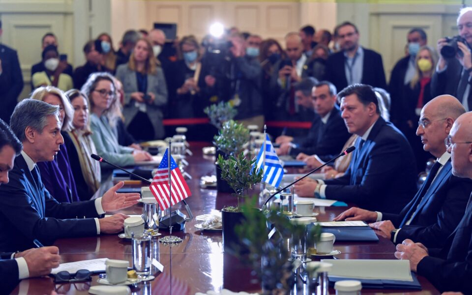 Dendias, Blinken open new round of talks on defense, energy, Ukraine