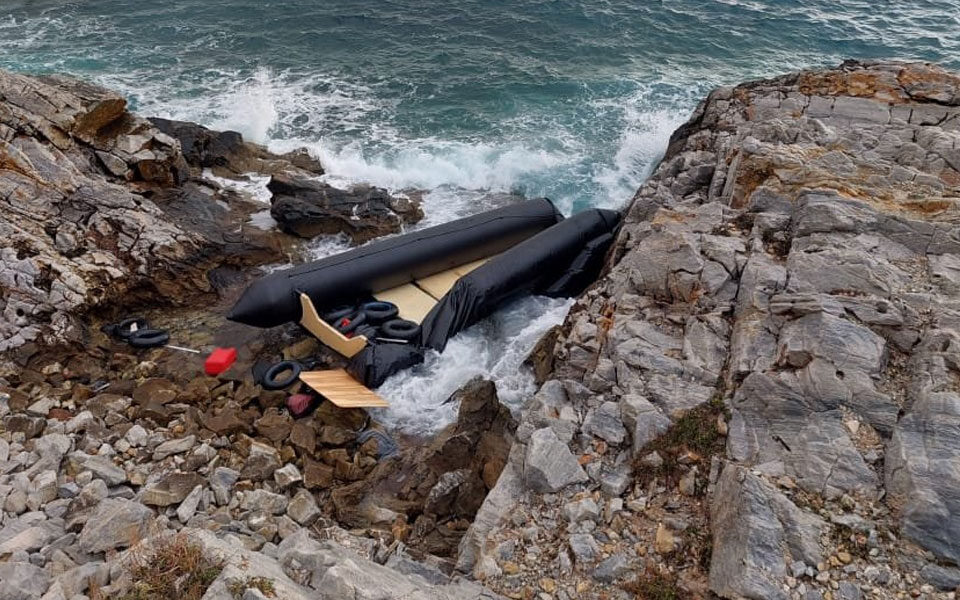 Three drown, dozens feared missing in migrant shipwreck