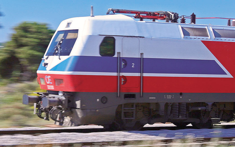 Hellenic Train restarts freighter train services