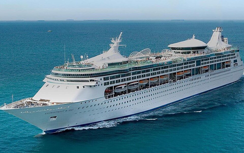 Royal Caribbean expands its cruise itinerary from Piraeus