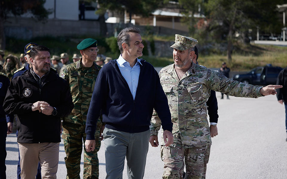 Mitsotakis: Military ‘prerequisite for freedom and prosperity’