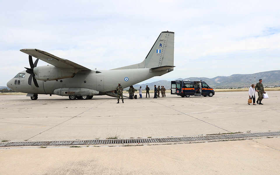 Second C-27 aircraft picks up Greeks evacuated from Sudan at Djibouti