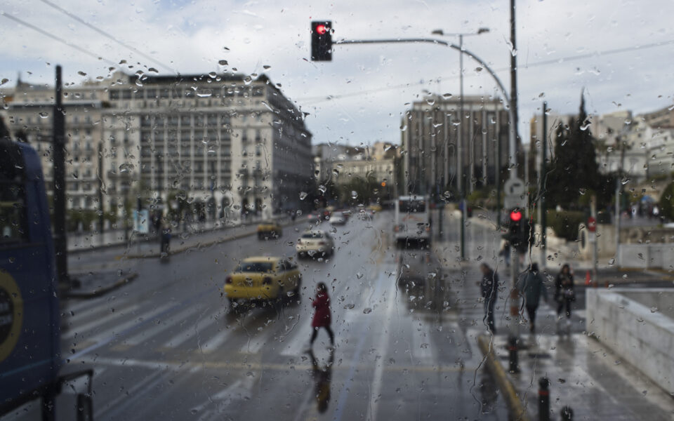 Heavy rain forecast in Greece Monday and Tuesday