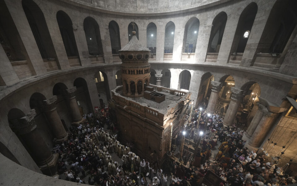 Israeli curbs on Orthodox Church crowds in Jerusalem for Easter draw ire