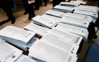 Cincuenta partidos y formaciones presentan solicitud para presentarse a elecciones de mayo