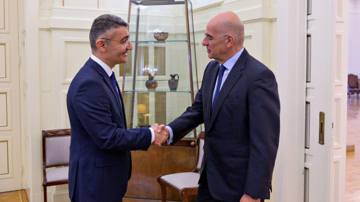 FM Dendias meets with outgoing Azerbaijani Ambassador Huseynov