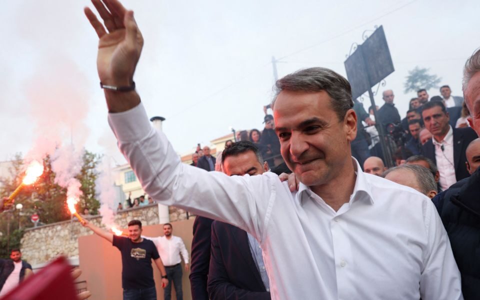 Mitsotakis says country has changed, seeks new mandate to speed up growth