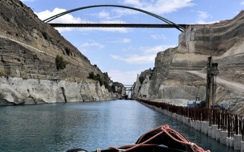 Corinth Canal preparing for summer opening