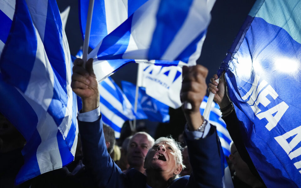 Conservative party of Greek prime minister in big election lead, to seek outright majority