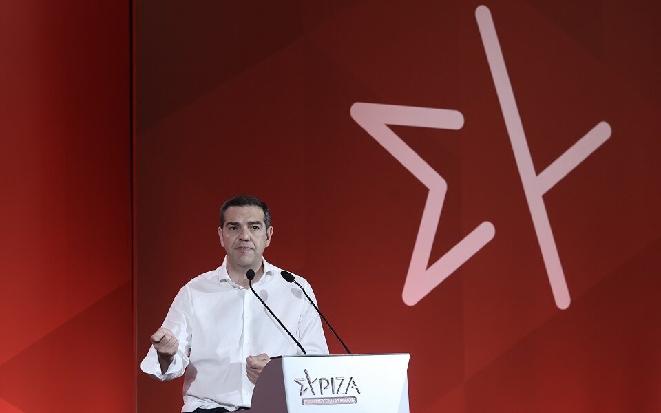 Tsipras ‘not hiding,’ calls for ‘regroup’