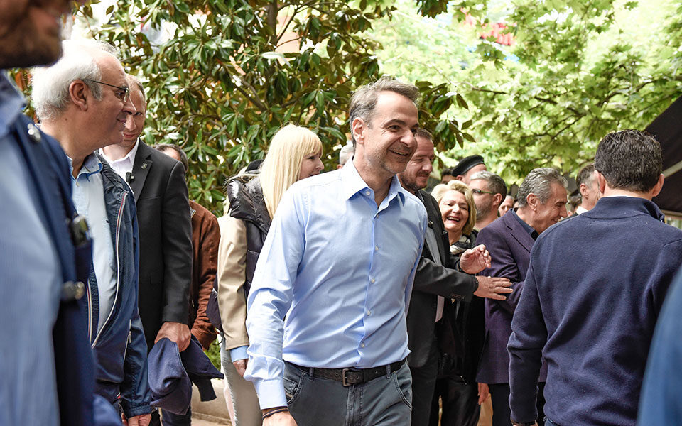 PM says Greece in better shape than in 2019 in May Day visit to Kifissia