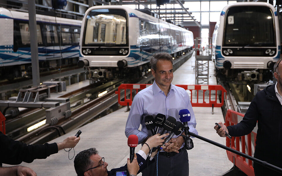 PM visits Thessaloniki metro for train trial operation