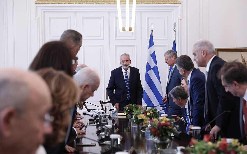 Greece’s interim government sets guidelines for transition period