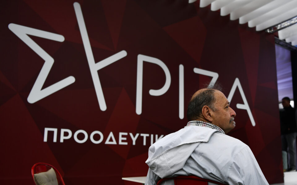 Expert sees ‘devastating’ election result for SYRIZA, cautions over lack of scrutiny on government