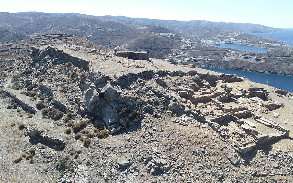 greek-island-temple-complex-reveals-countless-offerings-left-by-ancient-worshippers1