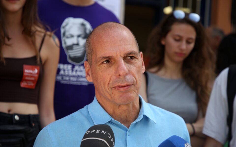 Varoufakis expresses hope for the return of MeRA25 to parliament